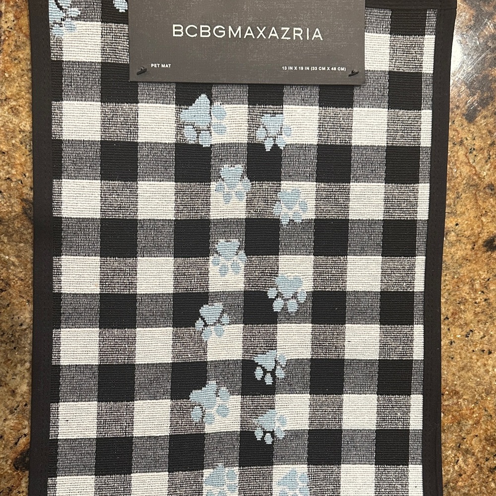 BCBGMaxAzria Black and White Checkered Pet Mat with Blue Accents